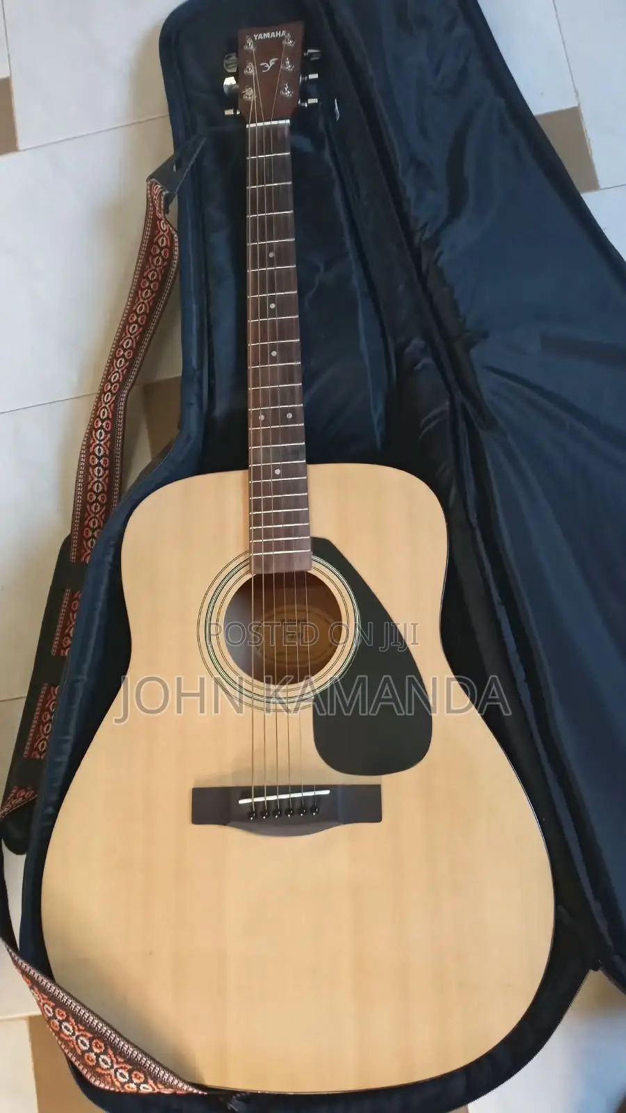 Yamaha F310 Acoustic Guitar – Gig Bag, Pluck & Strap