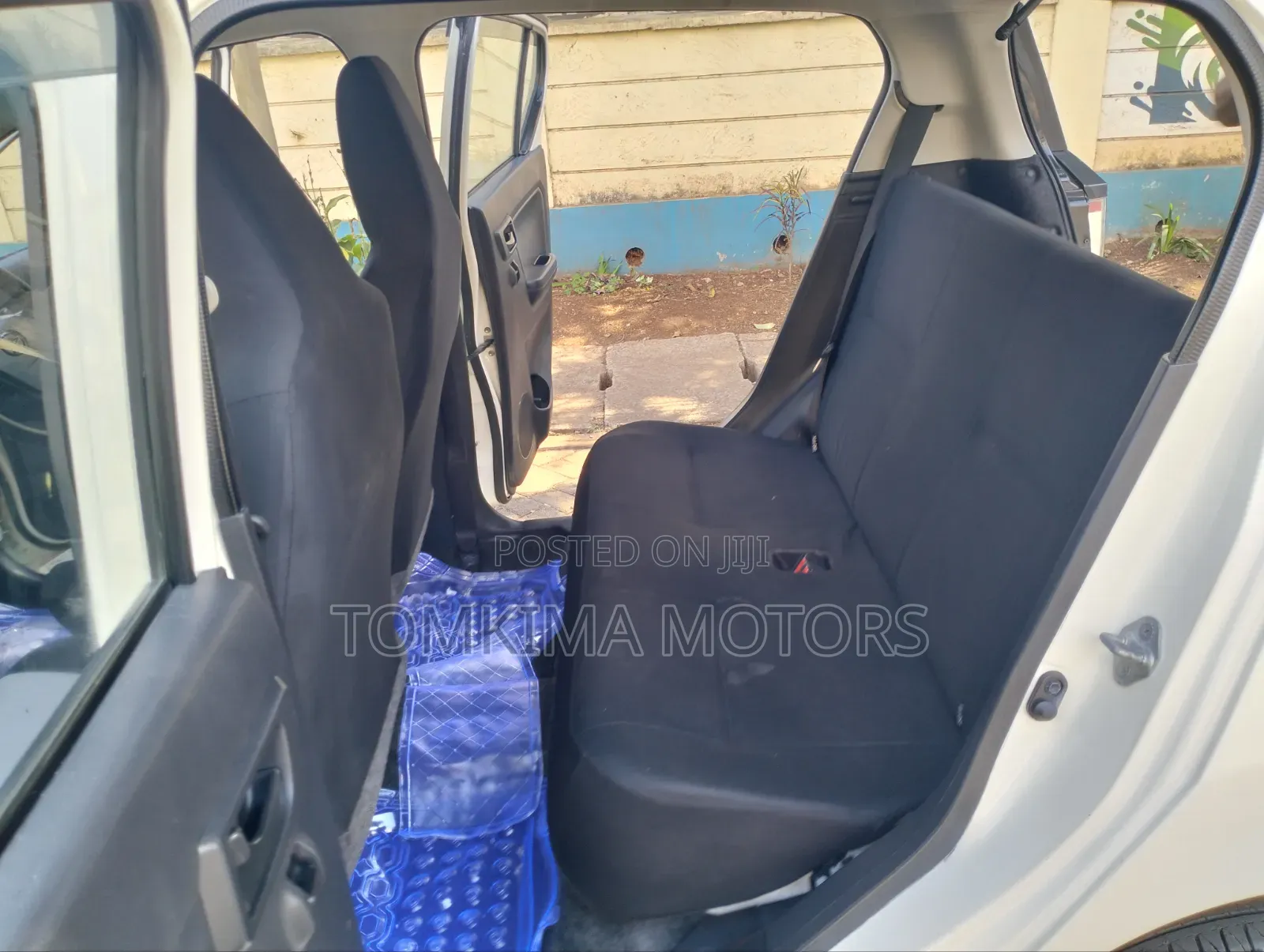 Daihatsu Mira 2018 White
