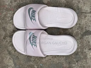 Nike Victoria One