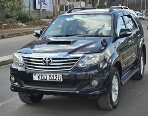 Toyota Fortuner 3.0 D Turbo AWD 2015 Black