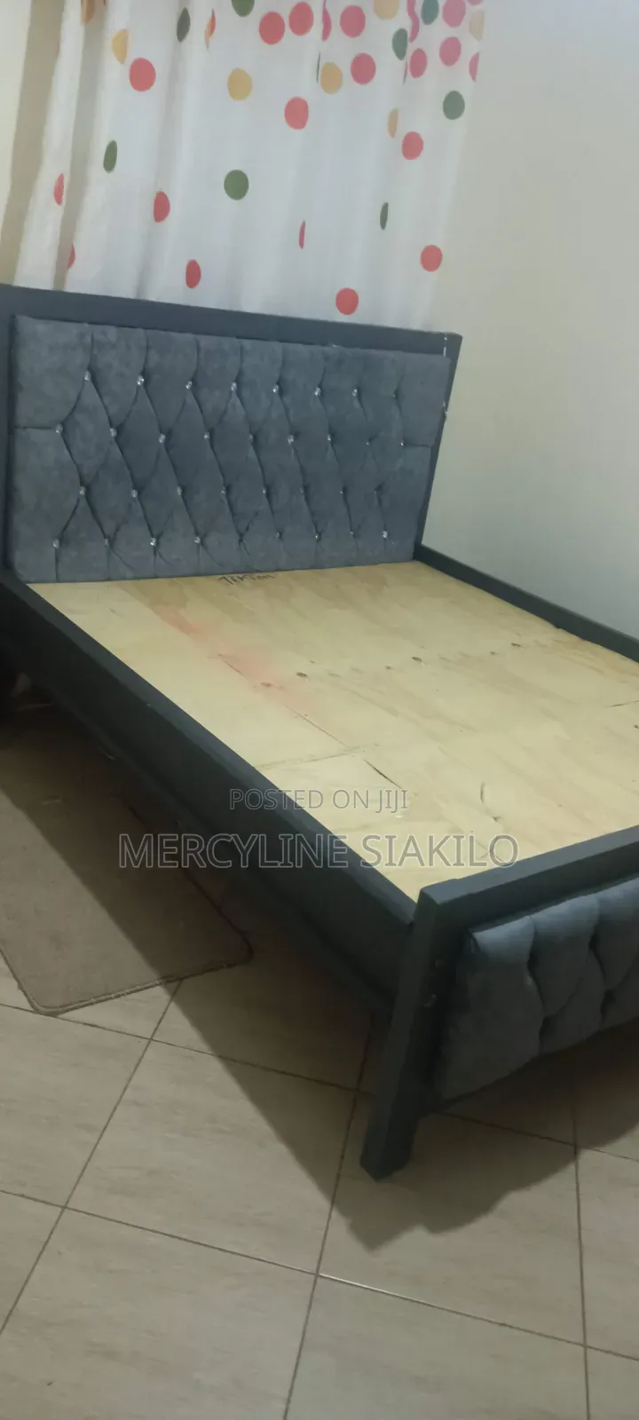 Gray Bed 5*6