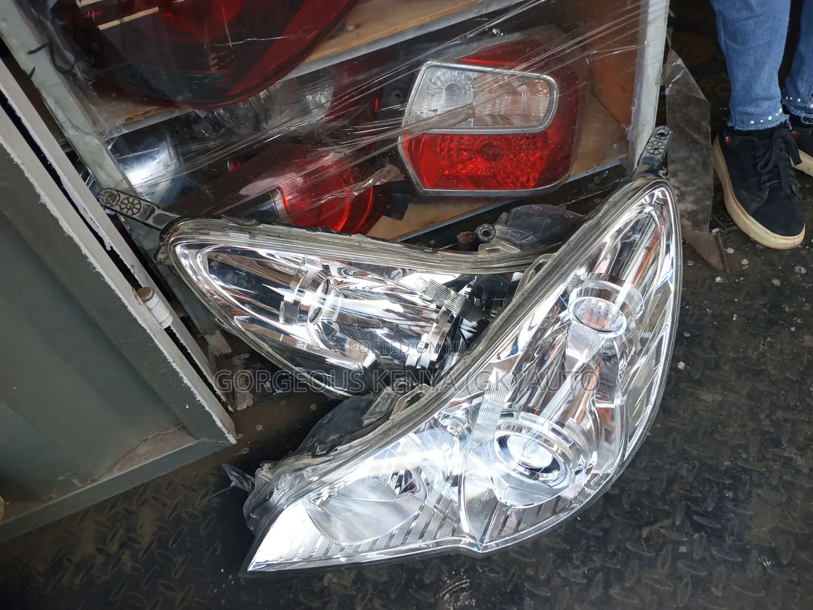 Br 9 Clear Xenon Headlight