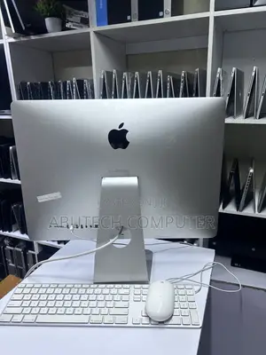 Desktop Computer Apple iMac 8GB Intel Core i5 HDD 500GB