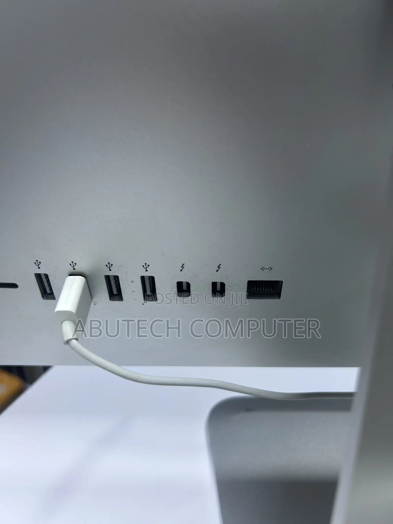 Desktop Computer Apple iMac 8GB Intel Core i5 HDD 500GB