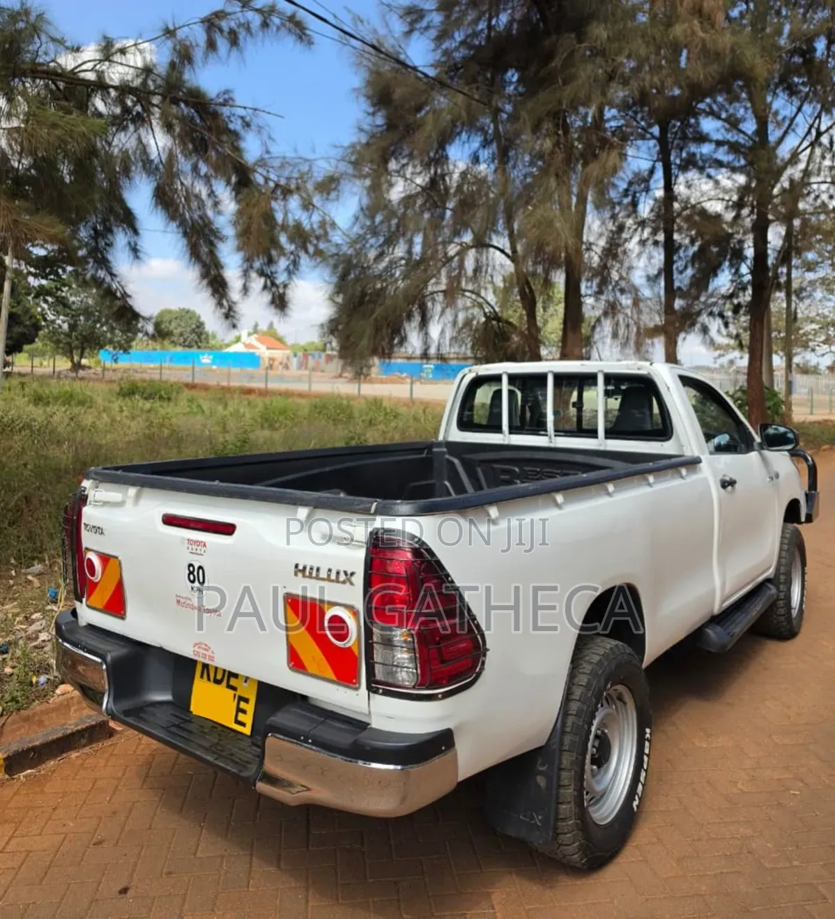 Toyota Hilux 2021 White