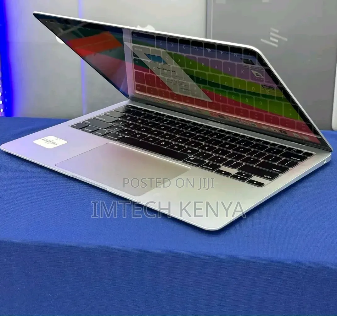 Laptop Apple MacBook Air 2020 16GB Intel Core i5 SSD 256GB