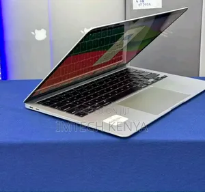 Laptop Apple MacBook Air 2020 16GB Intel Core i5 SSD 256GB