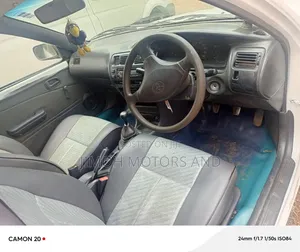 Toyota Corolla 1993 White