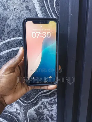 Apple iPhone XR 64 GB Black