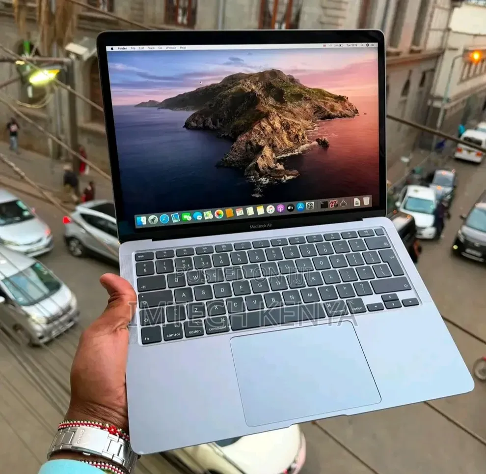 Laptop Apple MacBook Air 2020 8GB Intel Core i5 SSD 256GB