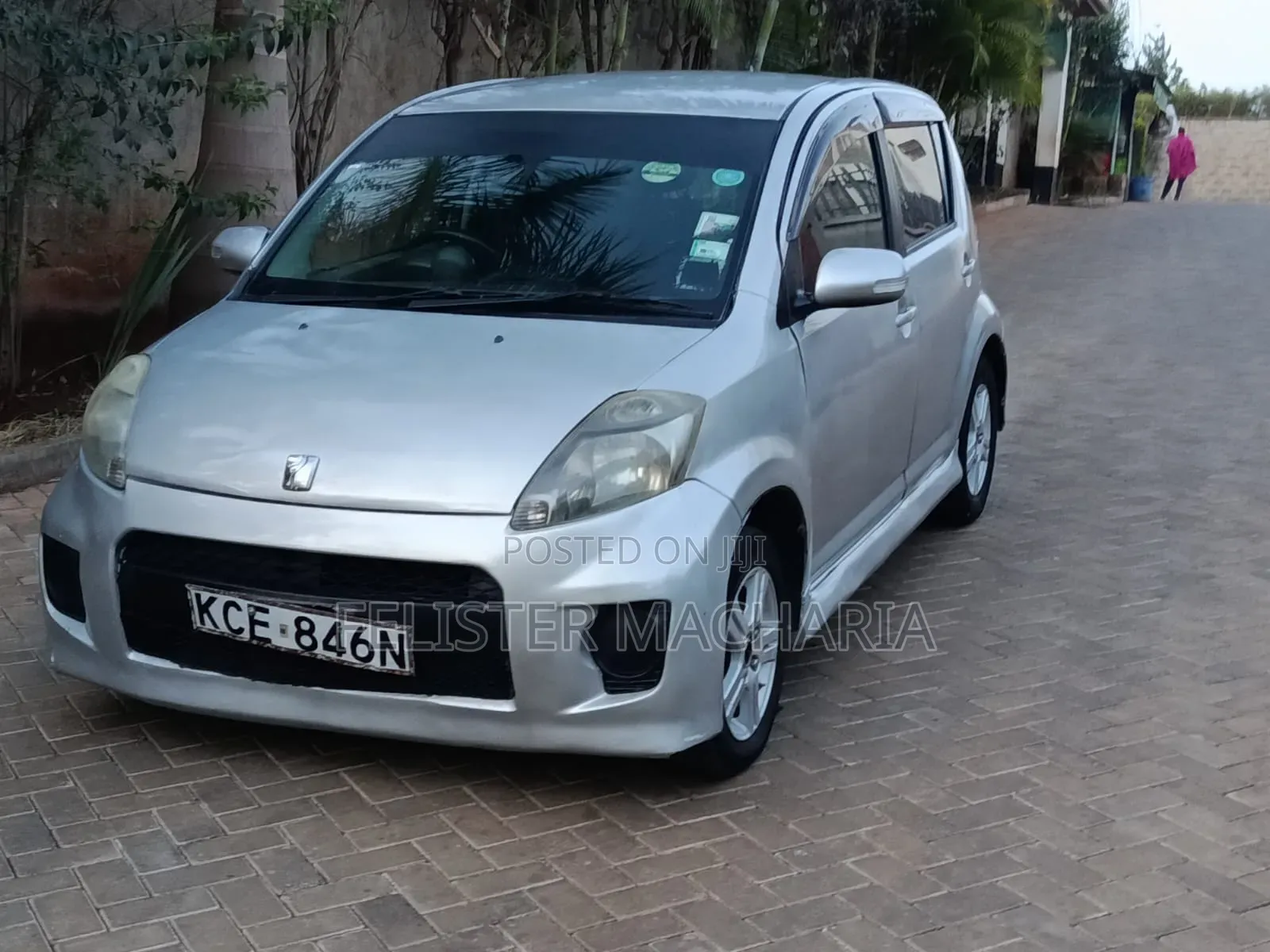 Toyota Passo 2010 Silver