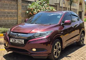 Honda Vezel 2015 Maroon