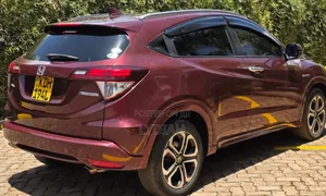 Honda Vezel 2015 Maroon