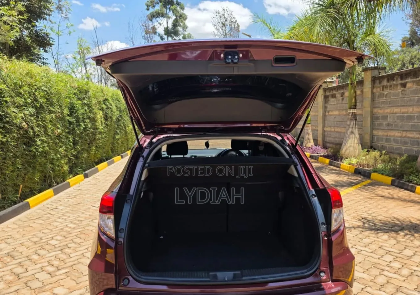 Honda Vezel 2015 Maroon