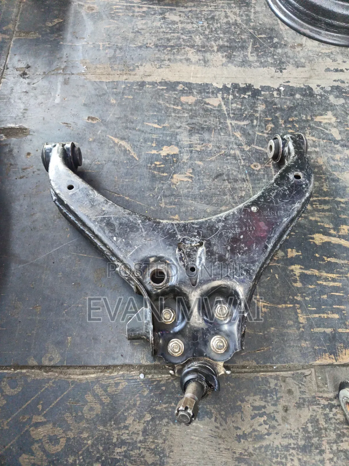 Dmax Lower Right Arm New Model