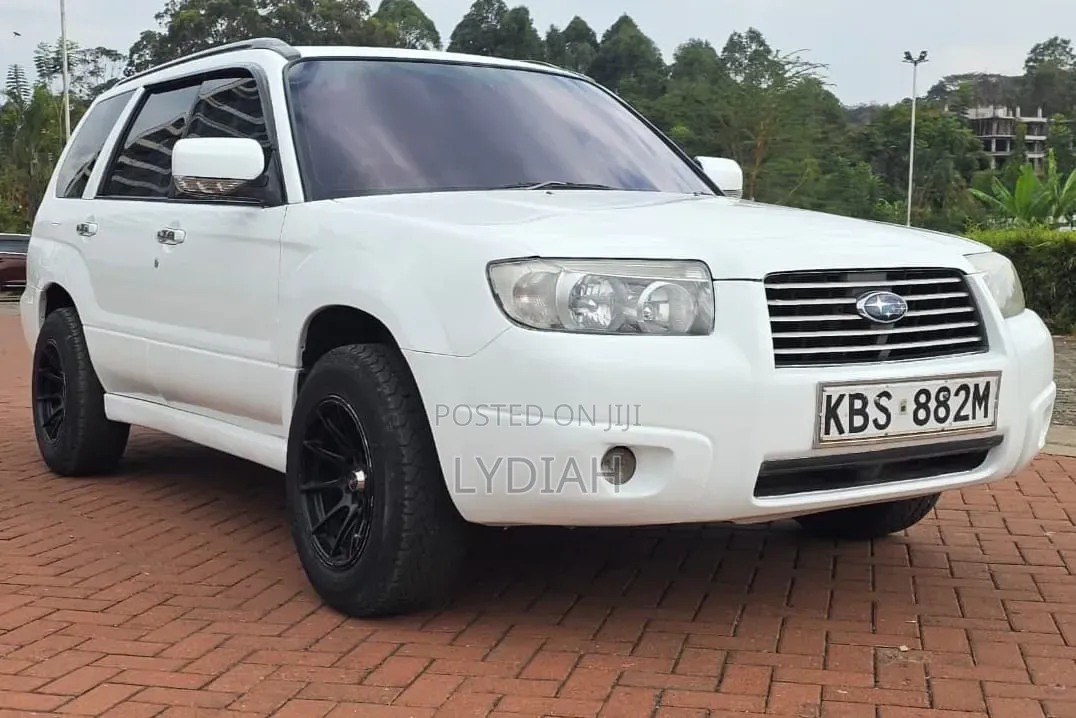 Subaru Forester 2005 White