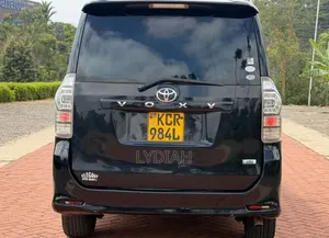 Toyota Voxy 2011 Black