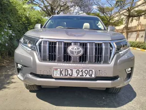 Toyota Land Cruiser Prado 2018 Gray
