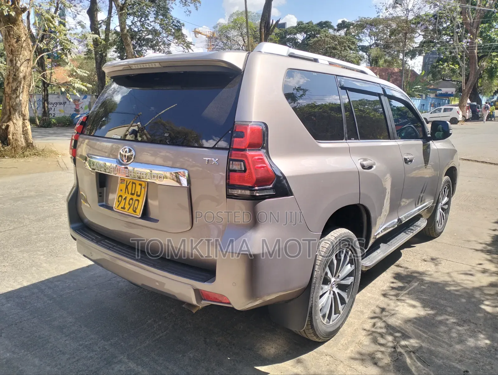 Toyota Land Cruiser Prado 2018 Gray