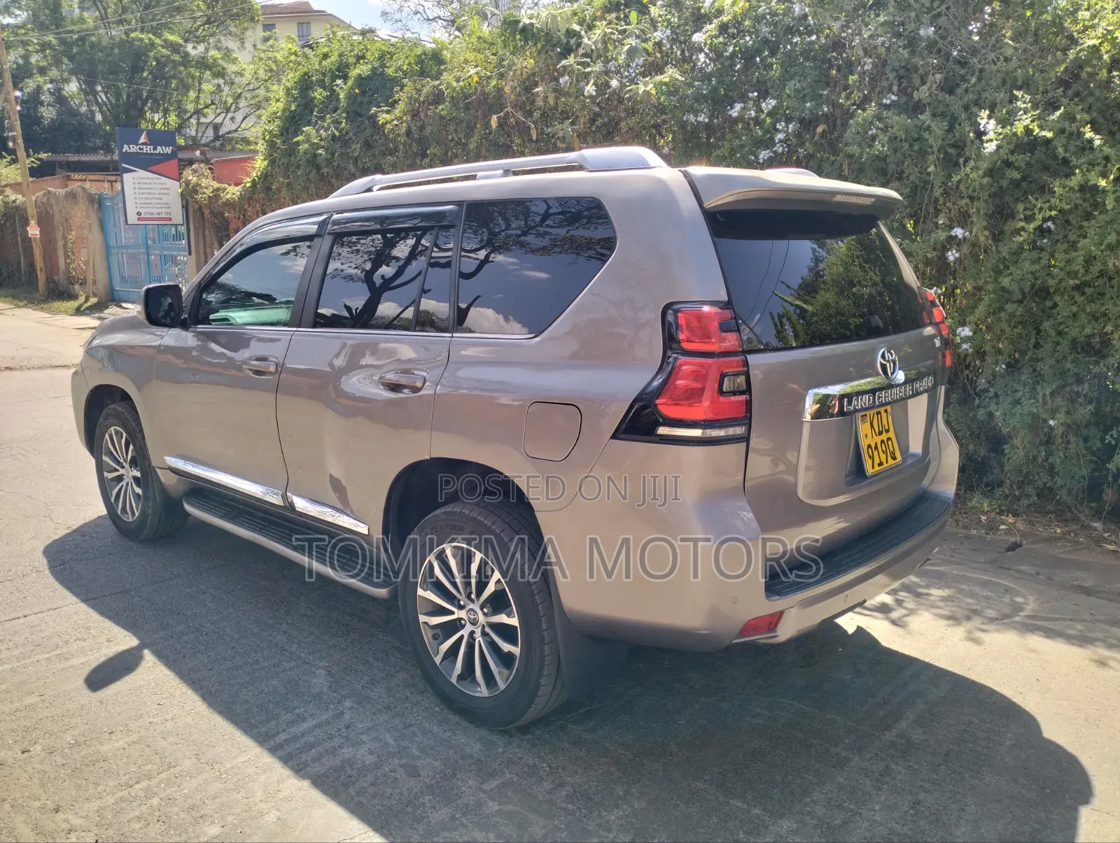 Toyota Land Cruiser Prado 2018 Gray
