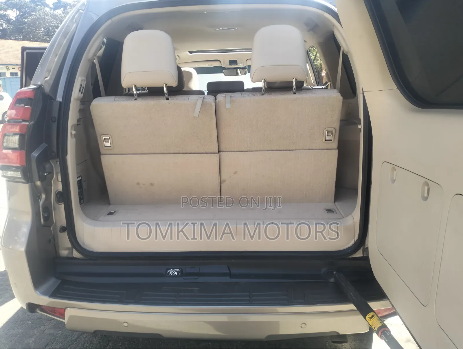Toyota Land Cruiser Prado 2018 Gray
