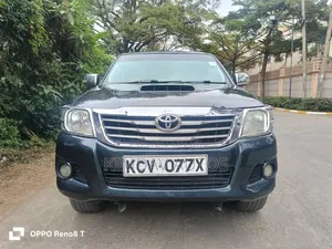 Toyota Hilux 3.0 D-4D 4x4 2012 Black