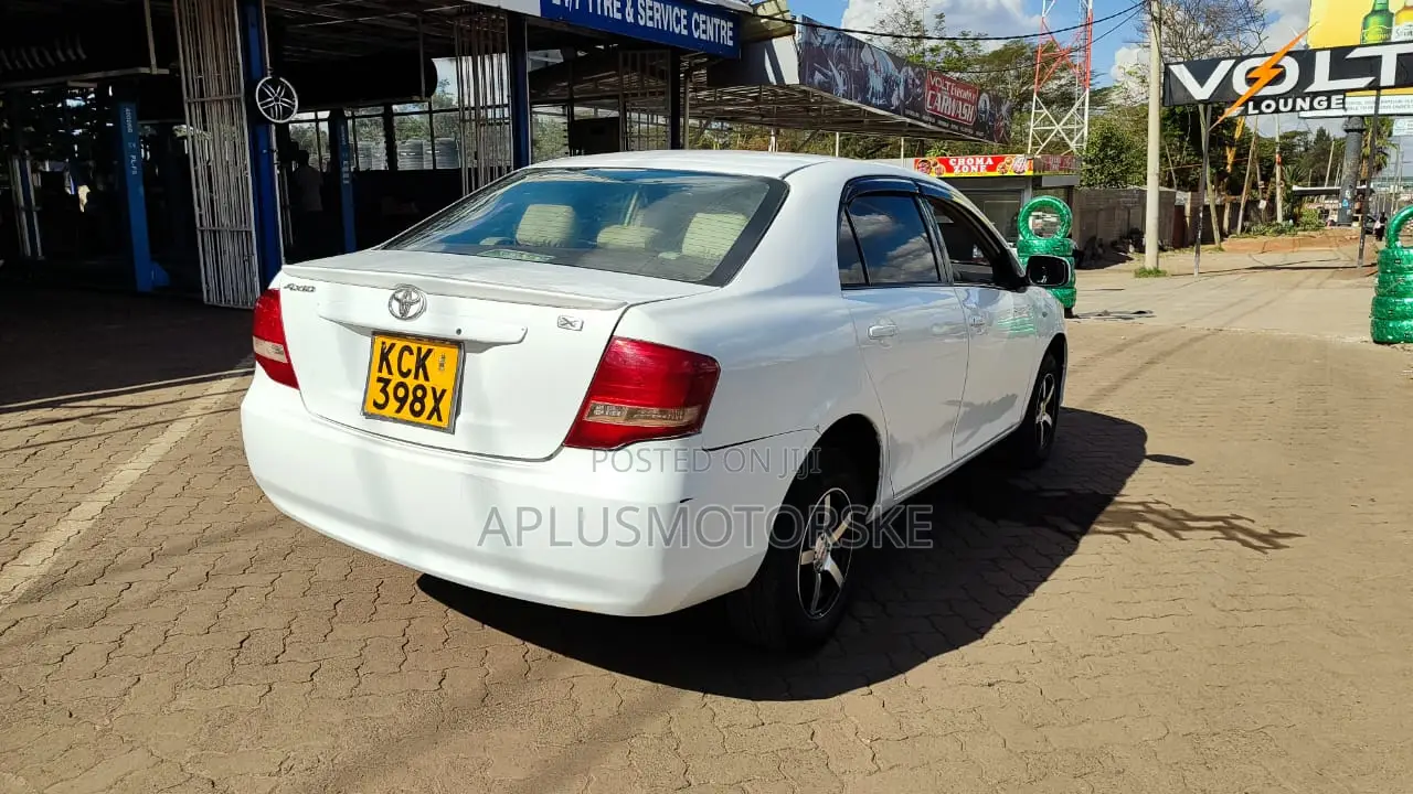 Toyota Axio 1.5 G 2WD 2010 White