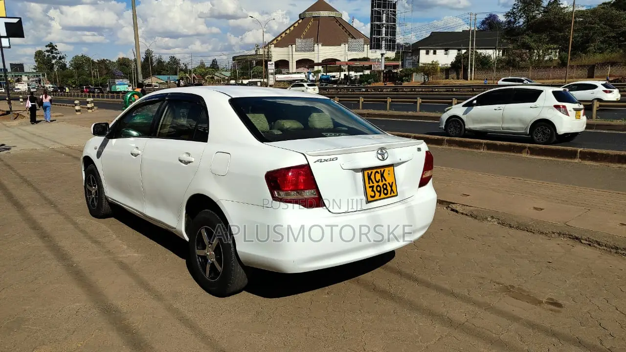 Toyota Axio 1.5 G 2WD 2010 White