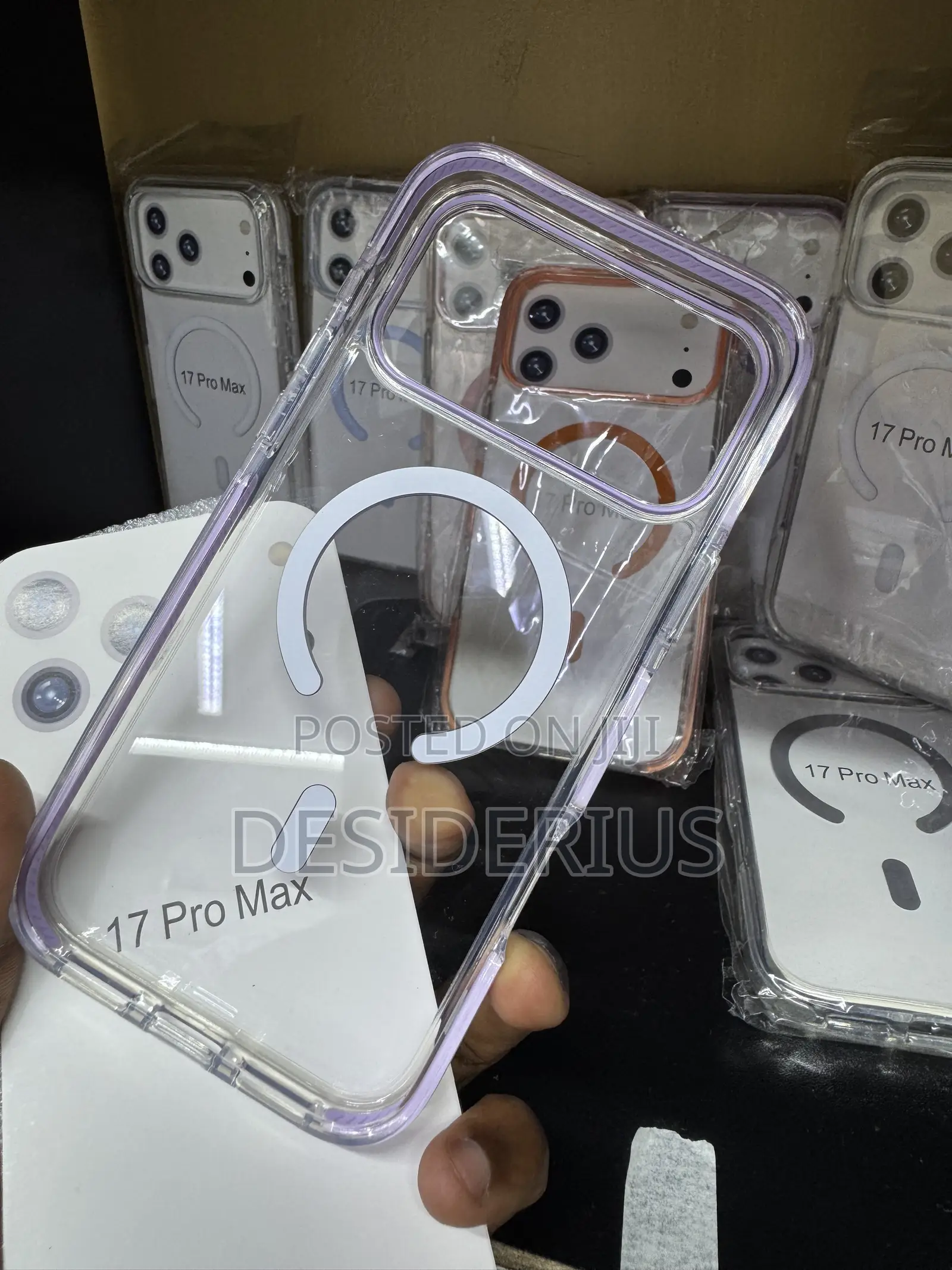 17 Pro Max Cover