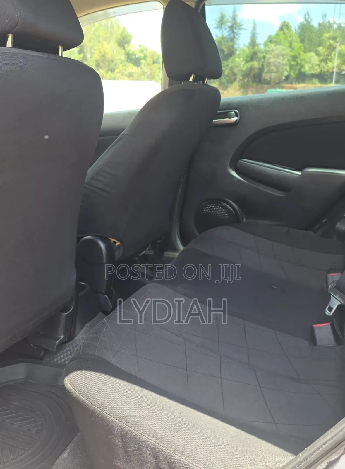 Mazda Demio 2012 Silver