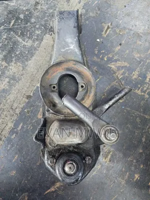 L200 Lower Suspension Arm Right