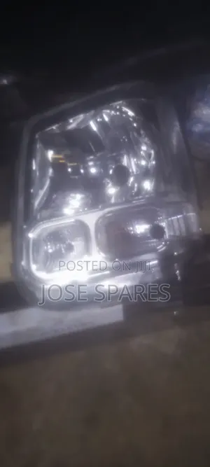 Suzuki Every/Carry Headlights