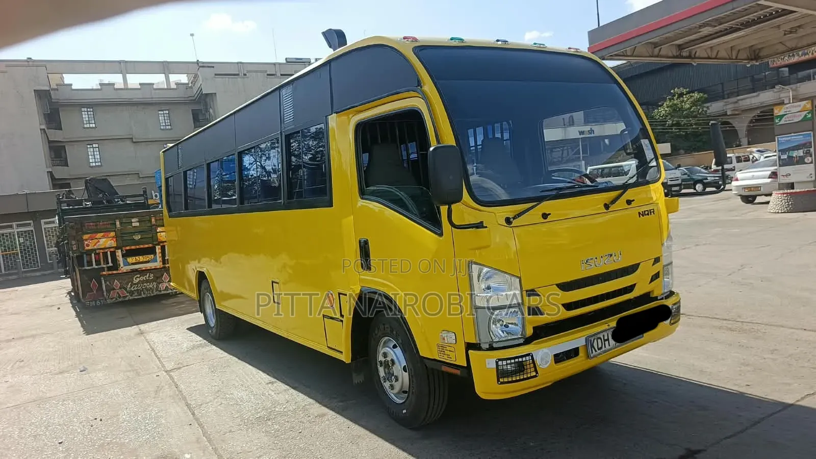 Isuzu FRR 2022 Yellow