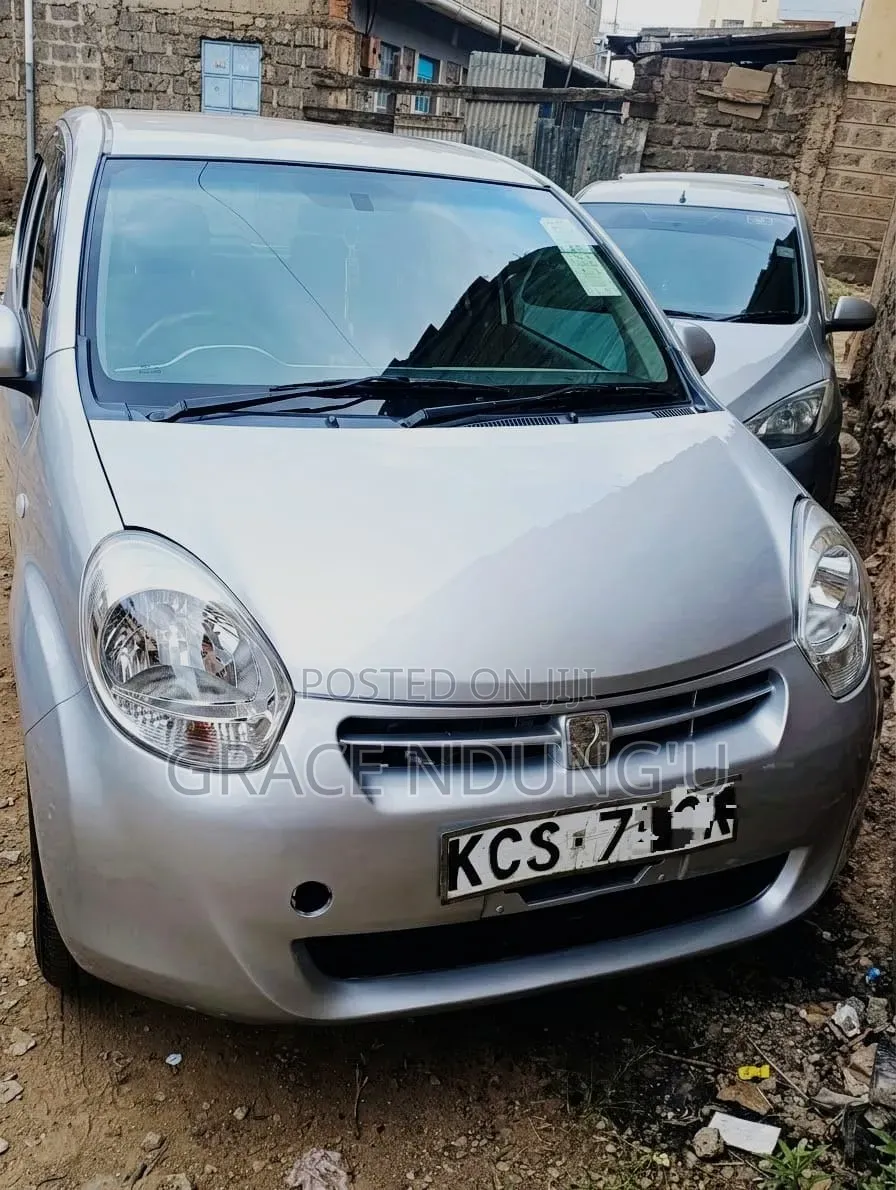 Toyota Passo 2012 Silver