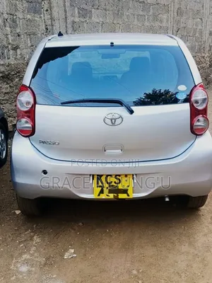Toyota Passo 2012 Silver