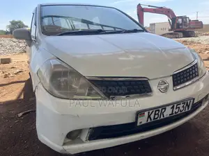 Nissan Tiida 1.5L 16V 2007 White