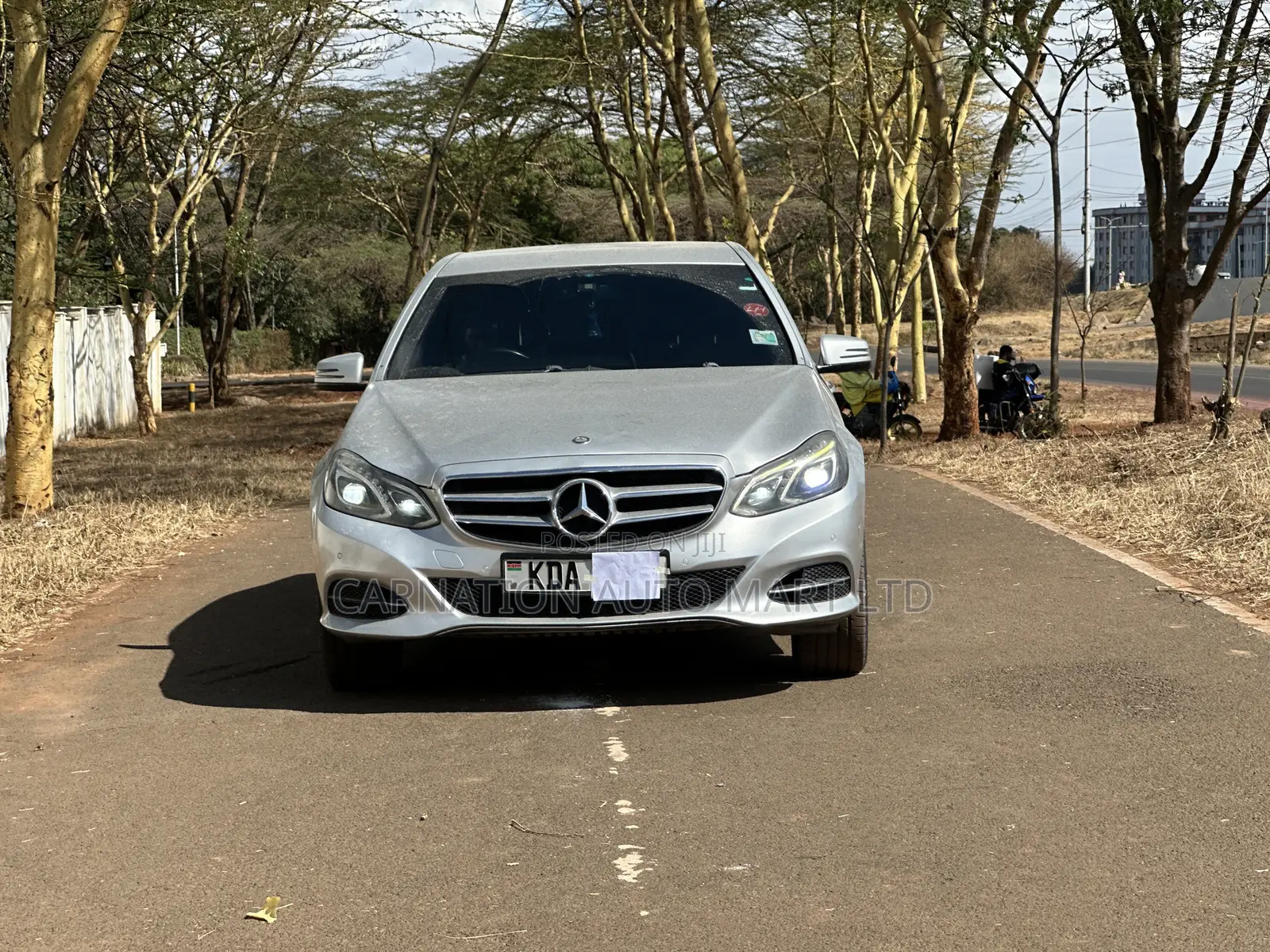 Mercedes-Benz E250 2013 Silver
