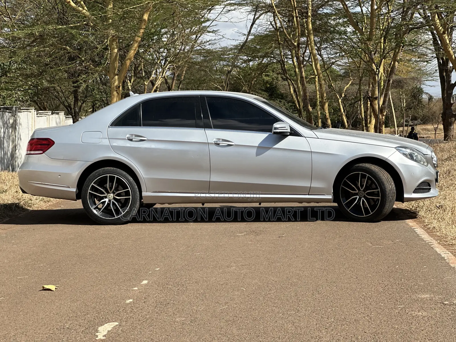 Mercedes-Benz E250 2013 Silver