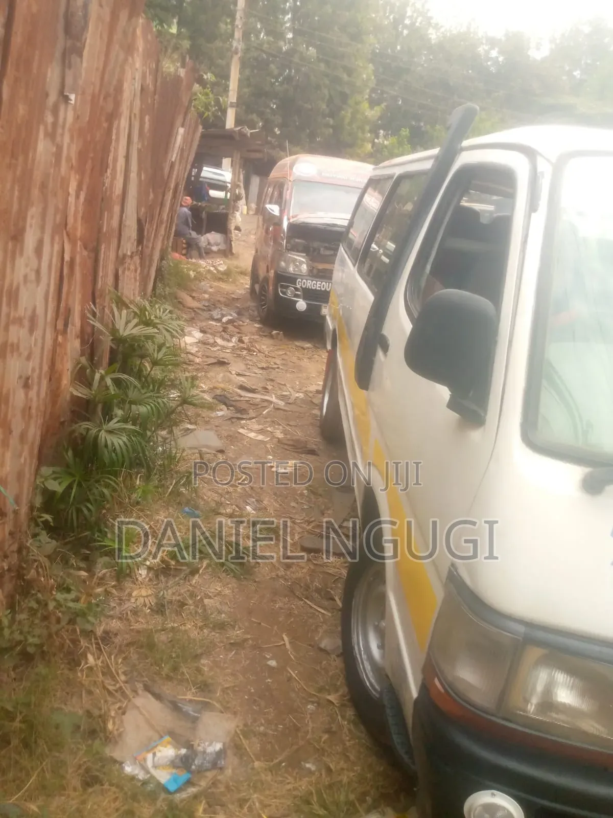 Toyota HiAce 2009 White
