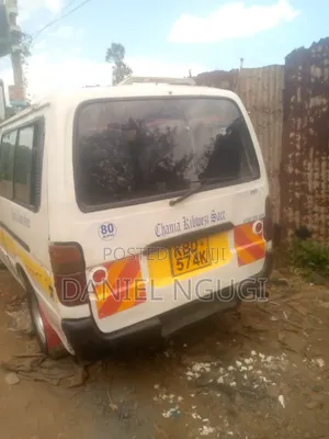 Toyota HiAce 2009 White