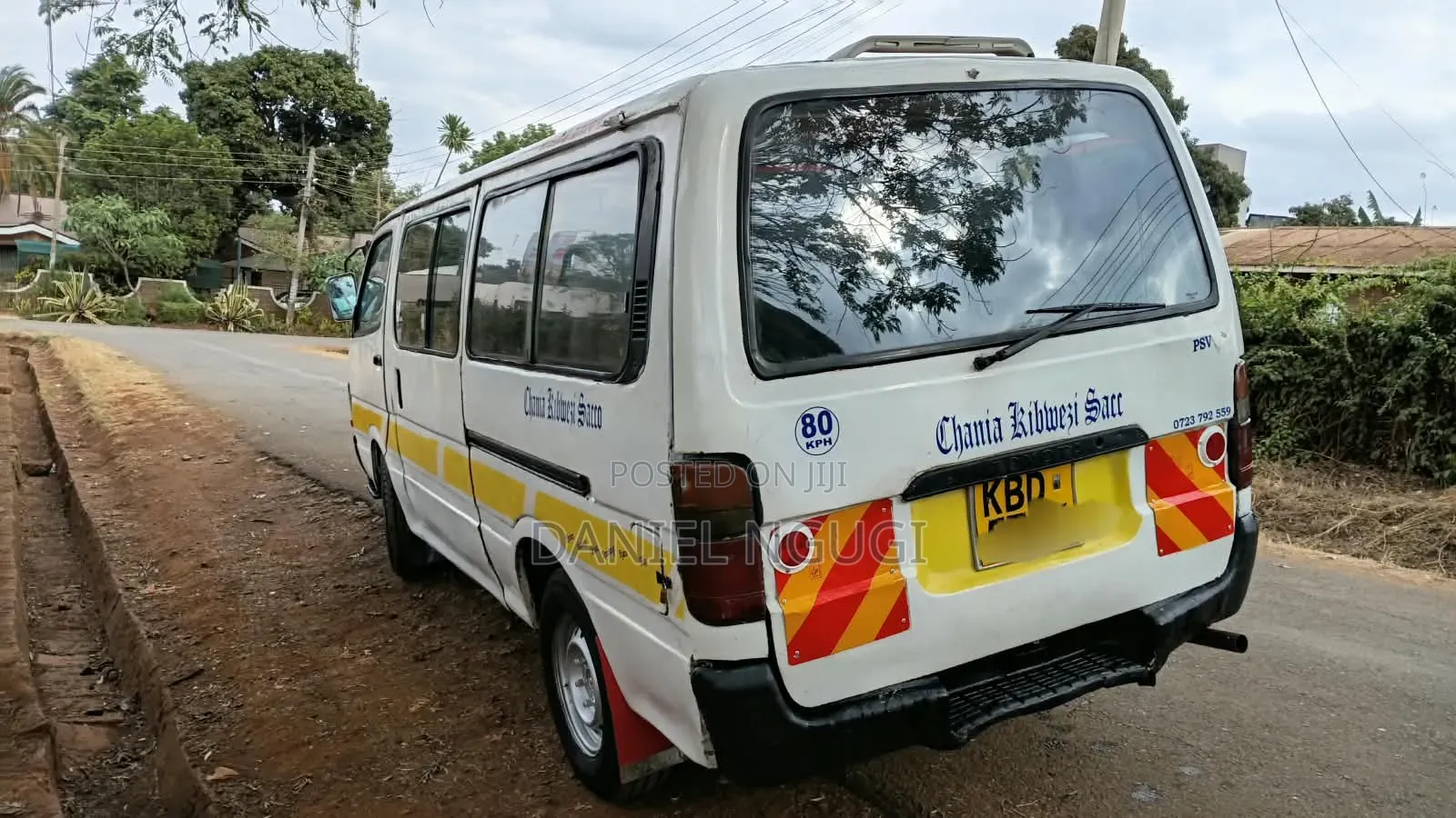 Toyota HiAce 2009 White