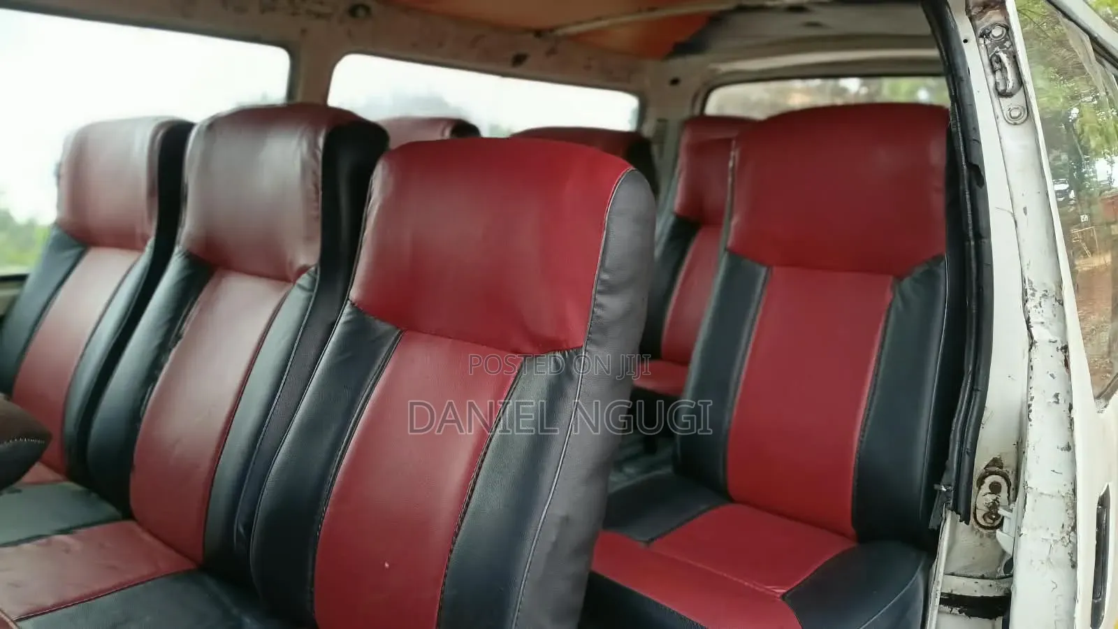 Toyota HiAce 2009 White