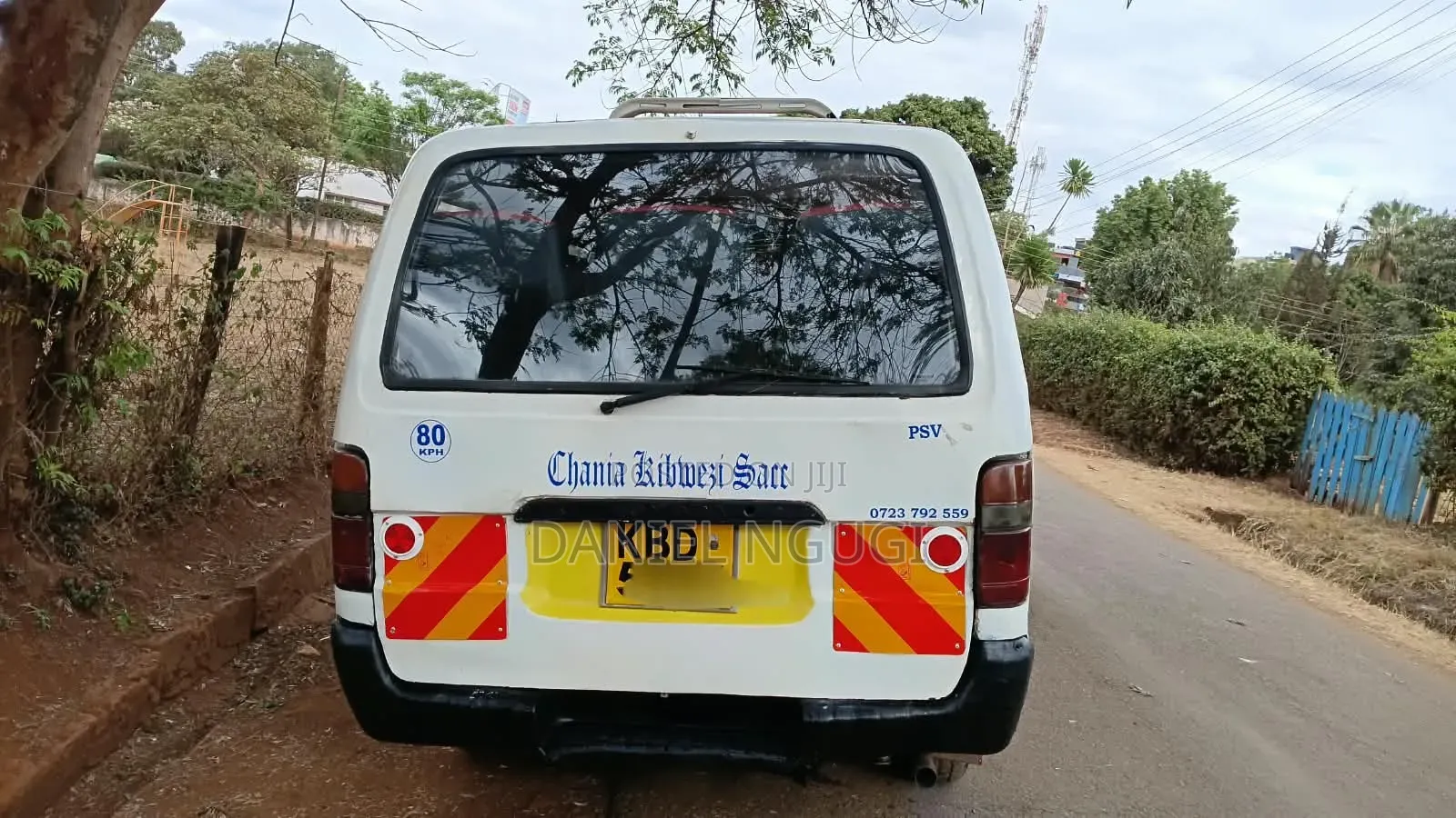 Toyota HiAce 2009 White