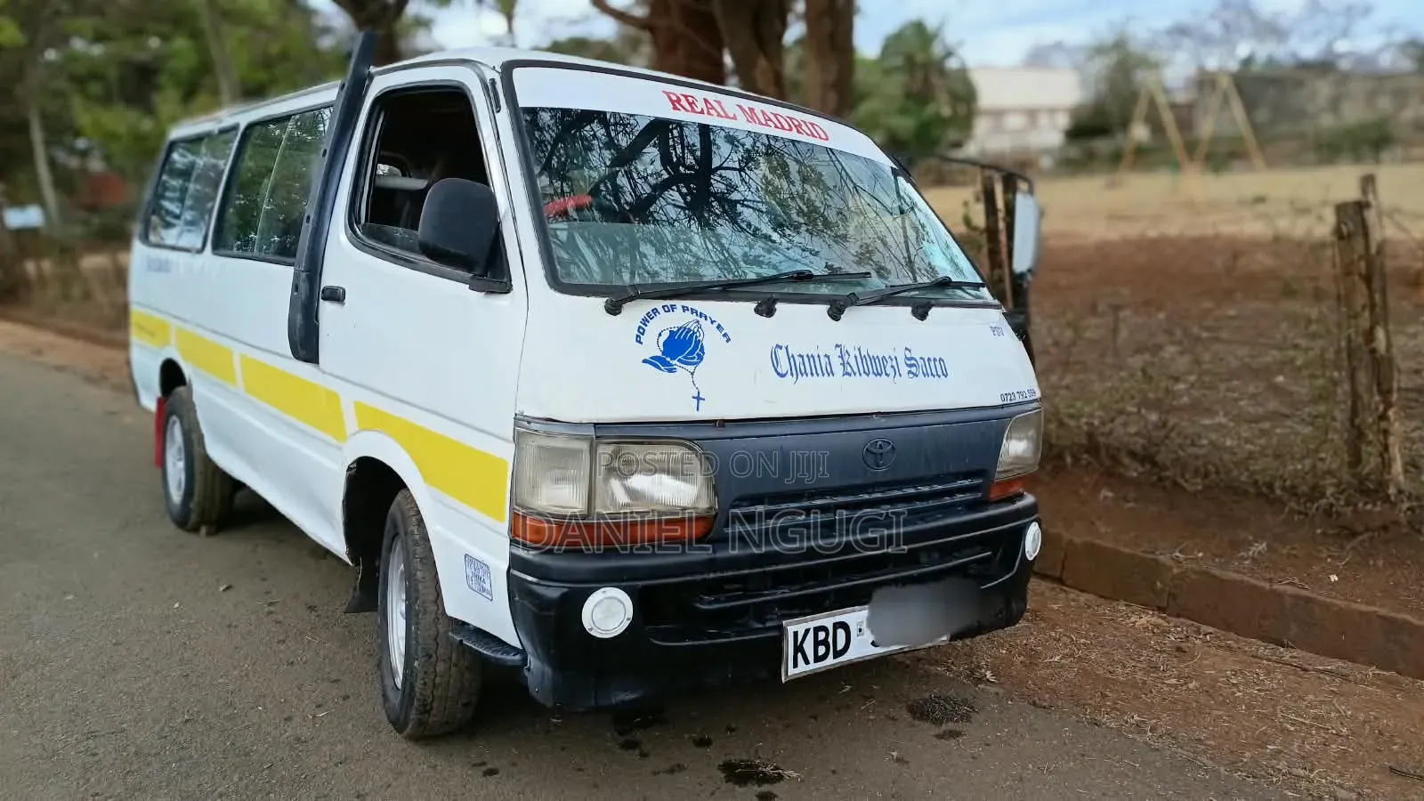 Toyota HiAce 2009 White
