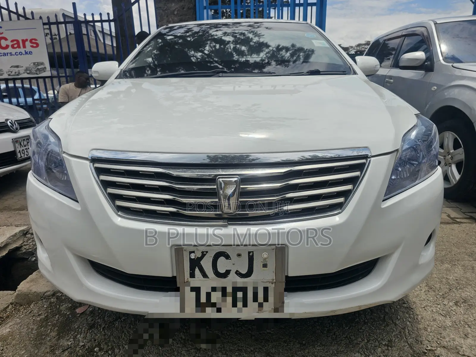 Toyota Premio 2009 White