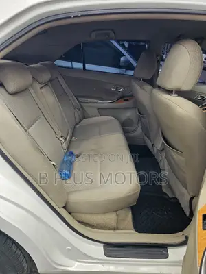 Toyota Premio 2009 White