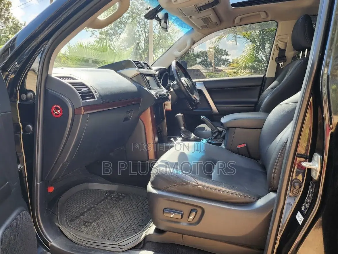 Toyota Land Cruiser Prado 2014 Black