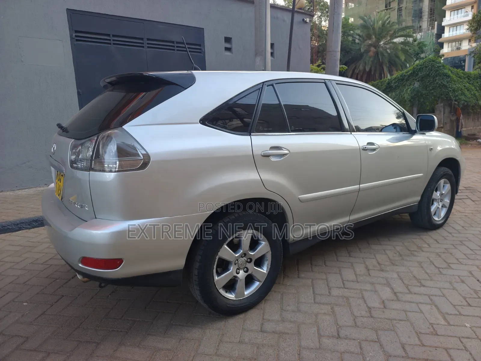 Toyota Harrier 2.4 4WD 2005 Silver