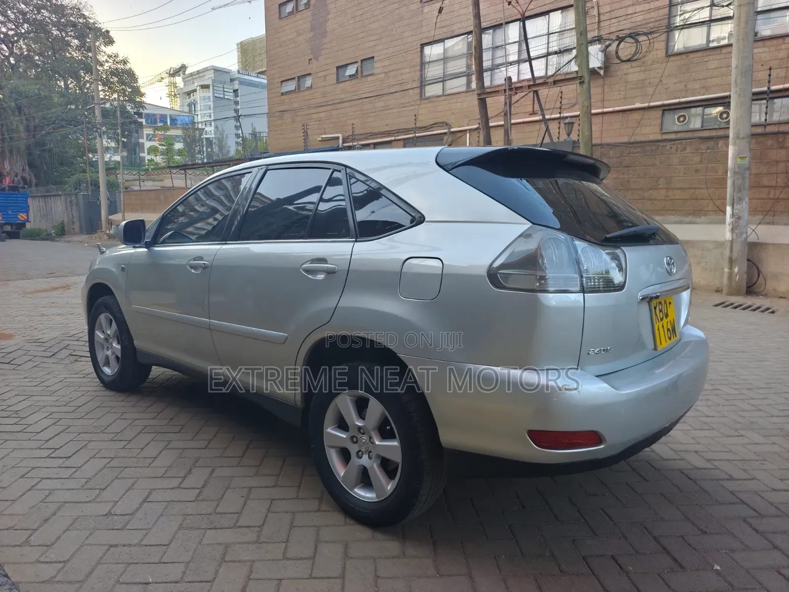 Toyota Harrier 2.4 4WD 2005 Silver