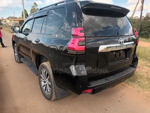 Toyota Land Cruiser 3.3 Diesel 4WD 2021 Black